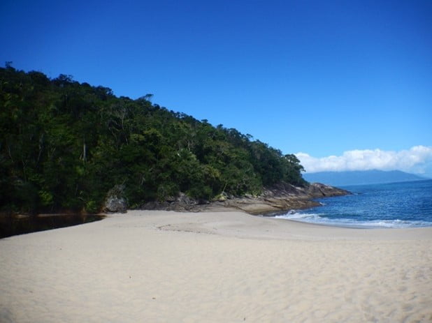 TRILHA DAS PRAIAS DESERTAS-SACO DAS BANANAS 3